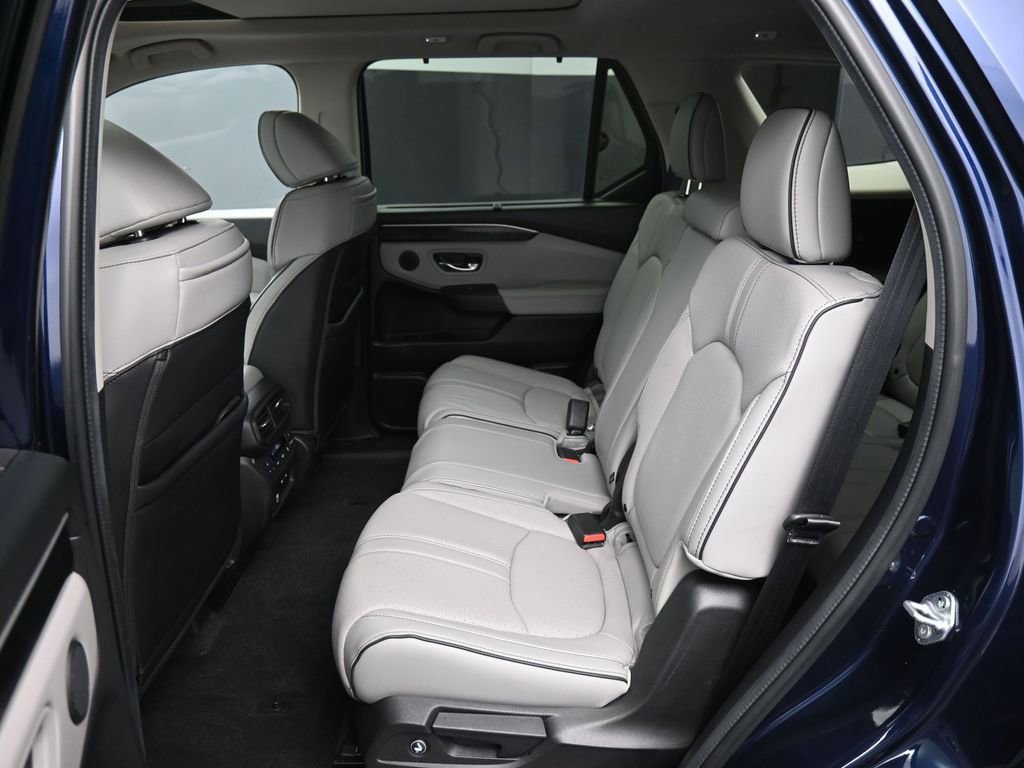 Certified 2024 Honda Pilot Elite image 22