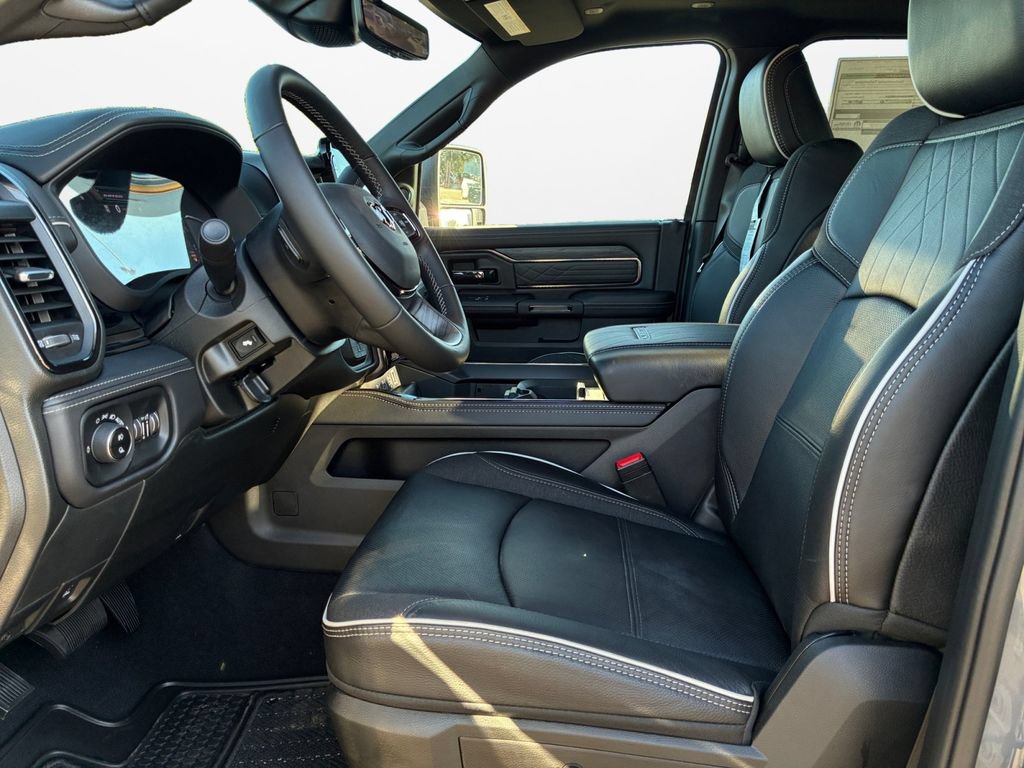 New 2027 RAM 3500 Limited AWD/4WD image 19