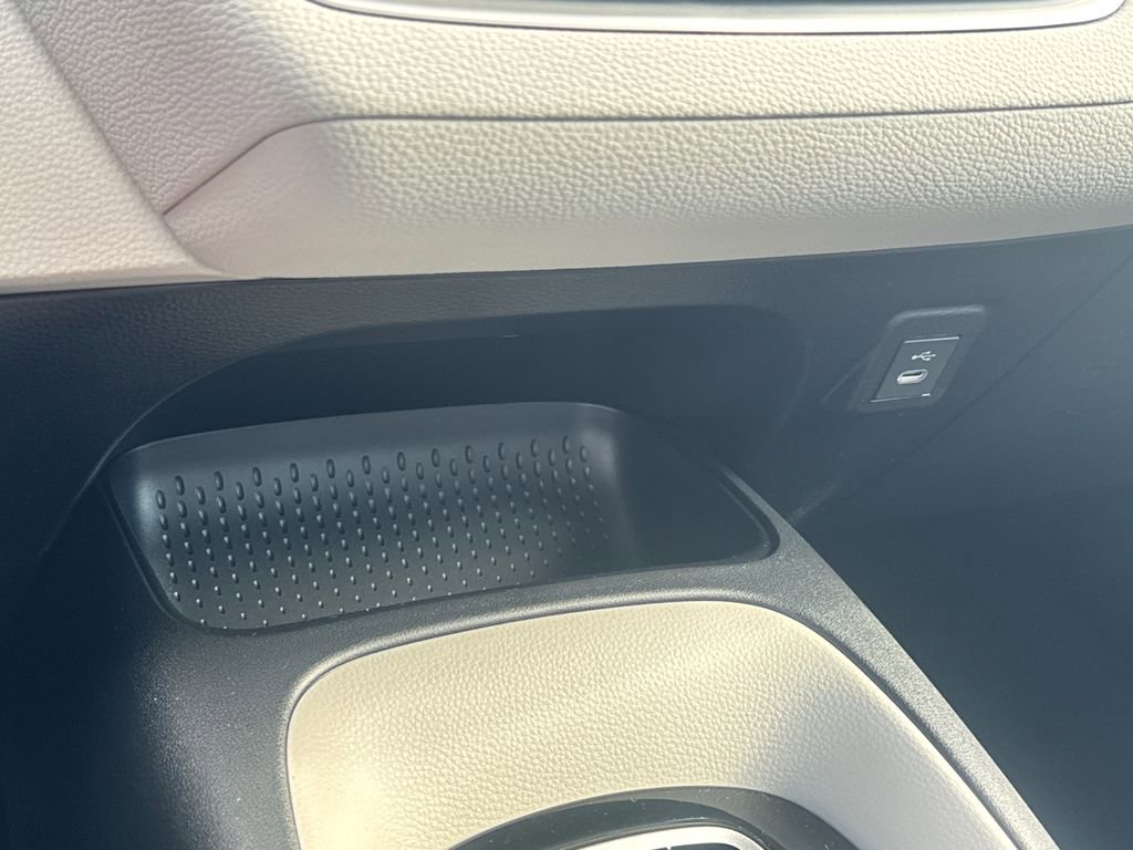 New 2026 Toyota Corolla LE FWD image 27