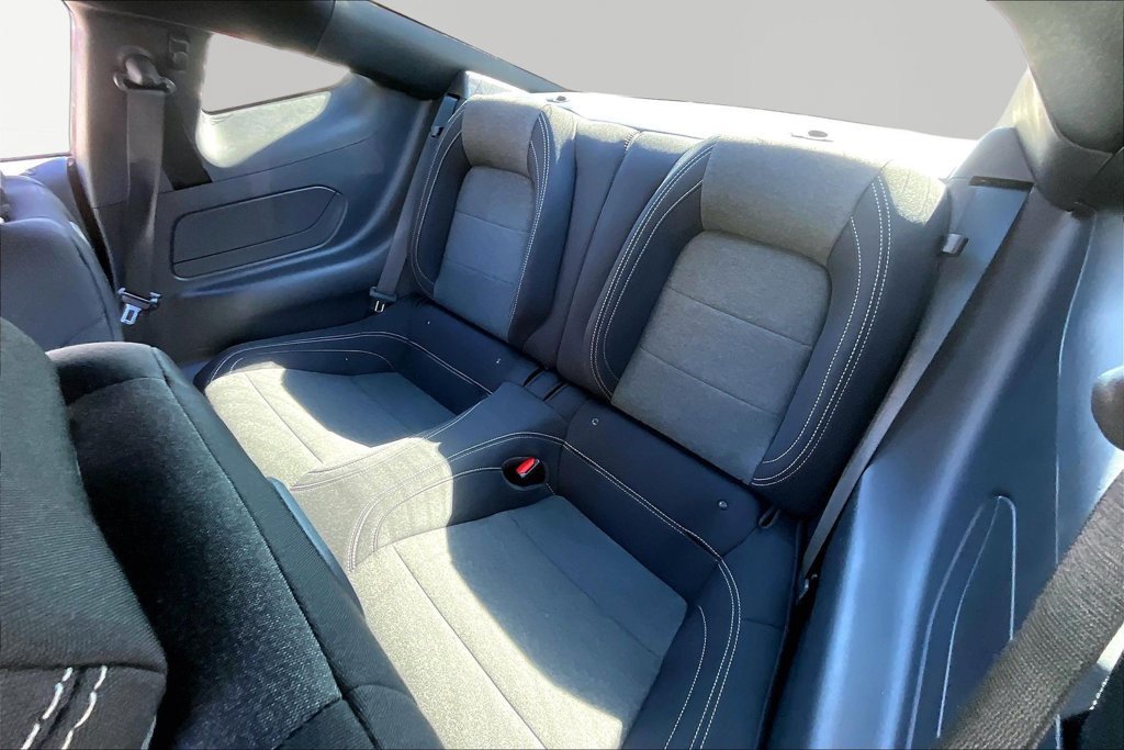 Used 2024 Ford Mustang Coupe RWD image 18