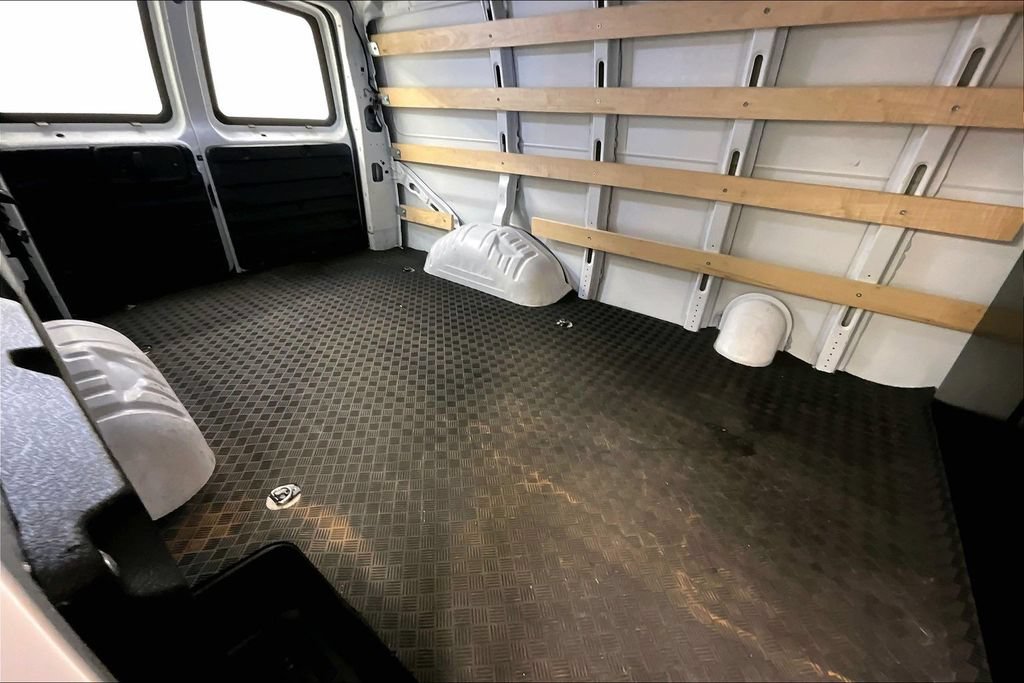 Used 2025 Chevrolet Express 2500 w/ Driver Convenience Package RWD image 23