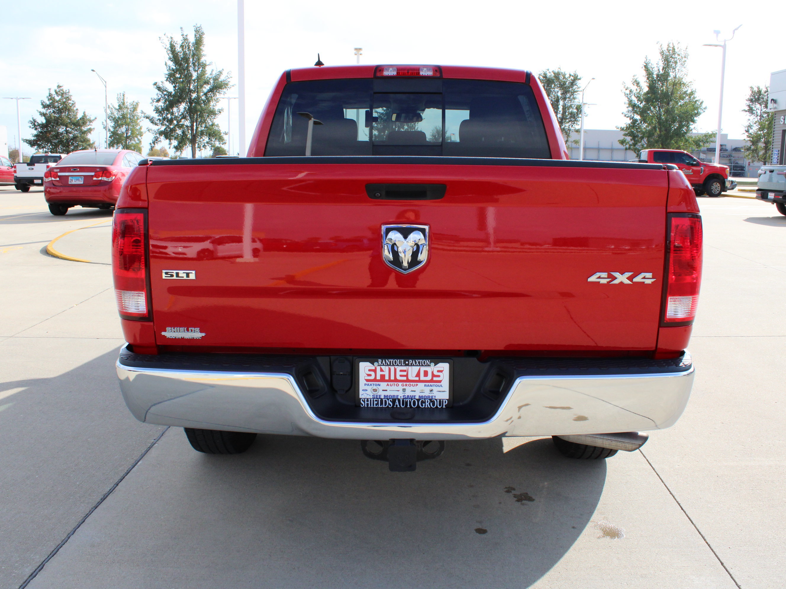 Used 2019 RAM 1500 Classic SLT w/ Luxury Group AWD/4WD image 5