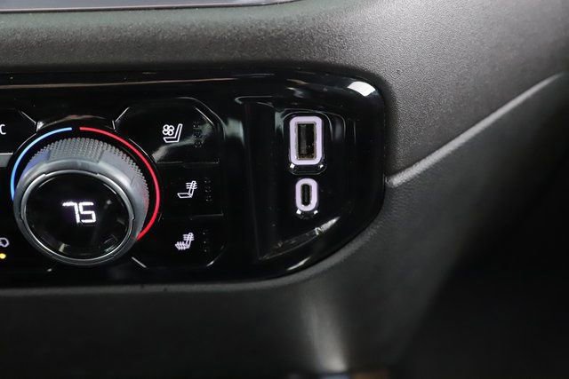 Used 2024 Chevrolet Silverado 1500 High Country w/ High Country Premium Package image 27