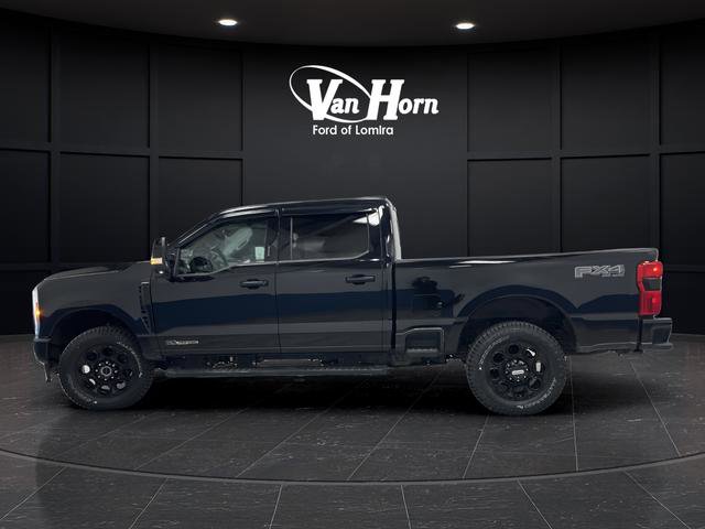 Used 2023 Ford F250 Lariat w/ Black Appearance Package image 13