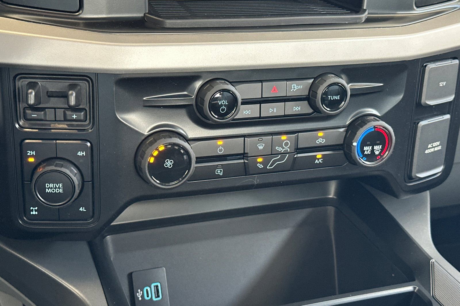 New 2026 Ford F350 XLT AWD/4WD image 18