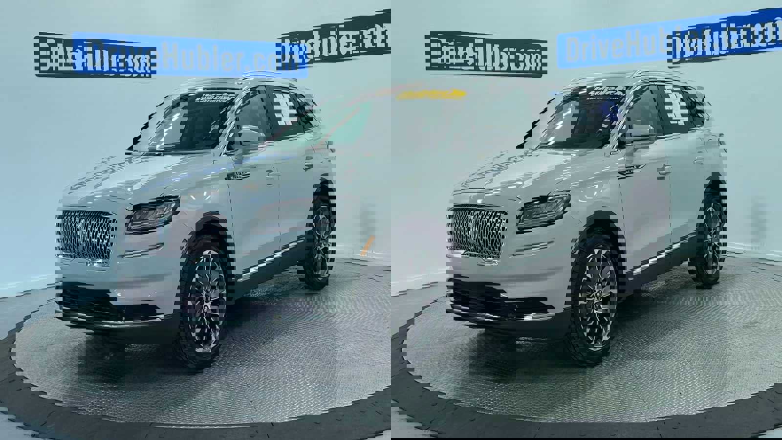 Used 2023 Lincoln Nautilus Reserve image 4