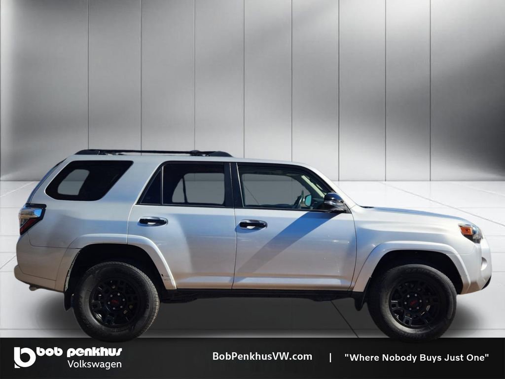 Used 2021 Toyota 4Runner Venture w/ Moonroof Package AWD/4WD image 24