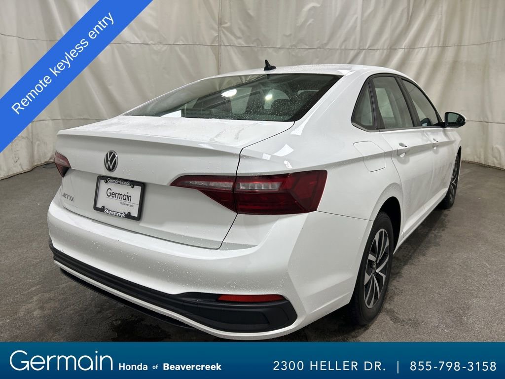 Used 2024 Volkswagen Jetta S image 3