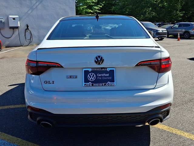 Certified 2024 Volkswagen Jetta GLI Autobahn FWD image 9