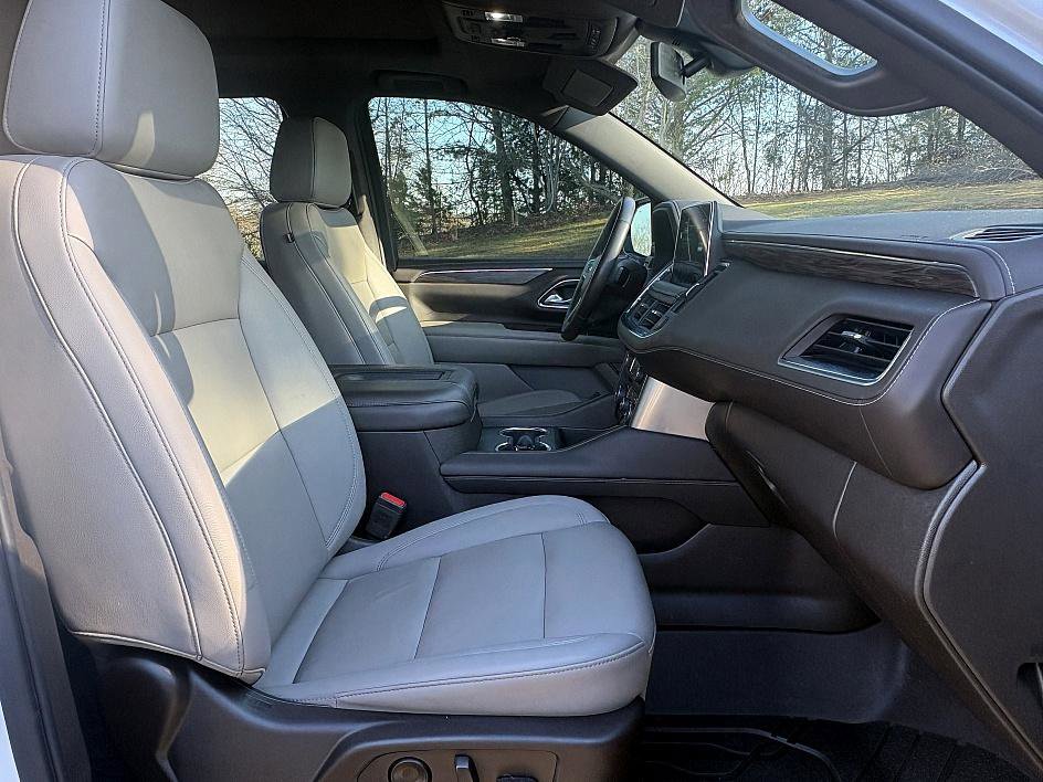 Used 2022 Chevrolet Tahoe LT w/ LT Signature Plus Package image 14