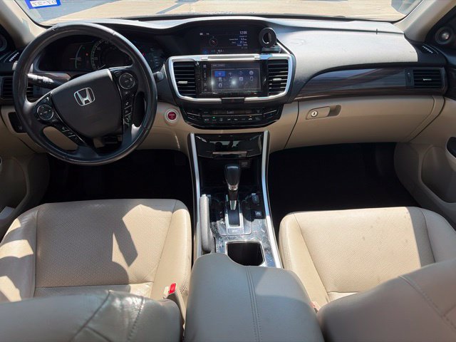Used 2017 Honda Accord EX-L image 8