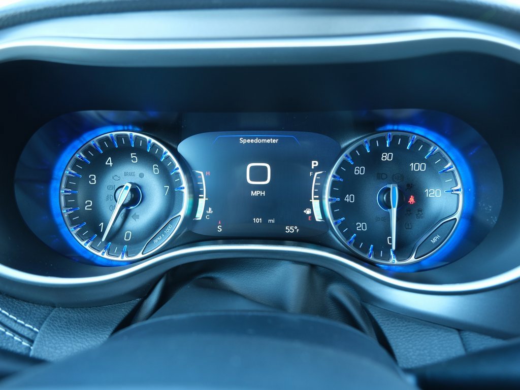 New 2026 Chrysler Pacifica Select image 7