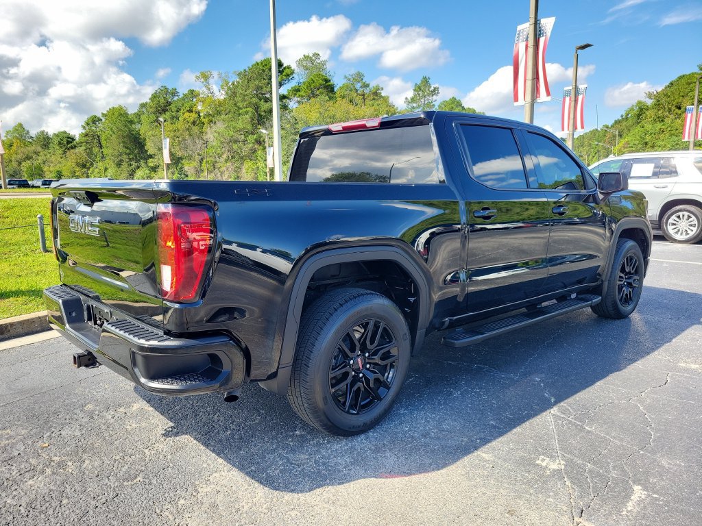 Used 2024 GMC Sierra 1500 Elevation AWD/4WD image 4