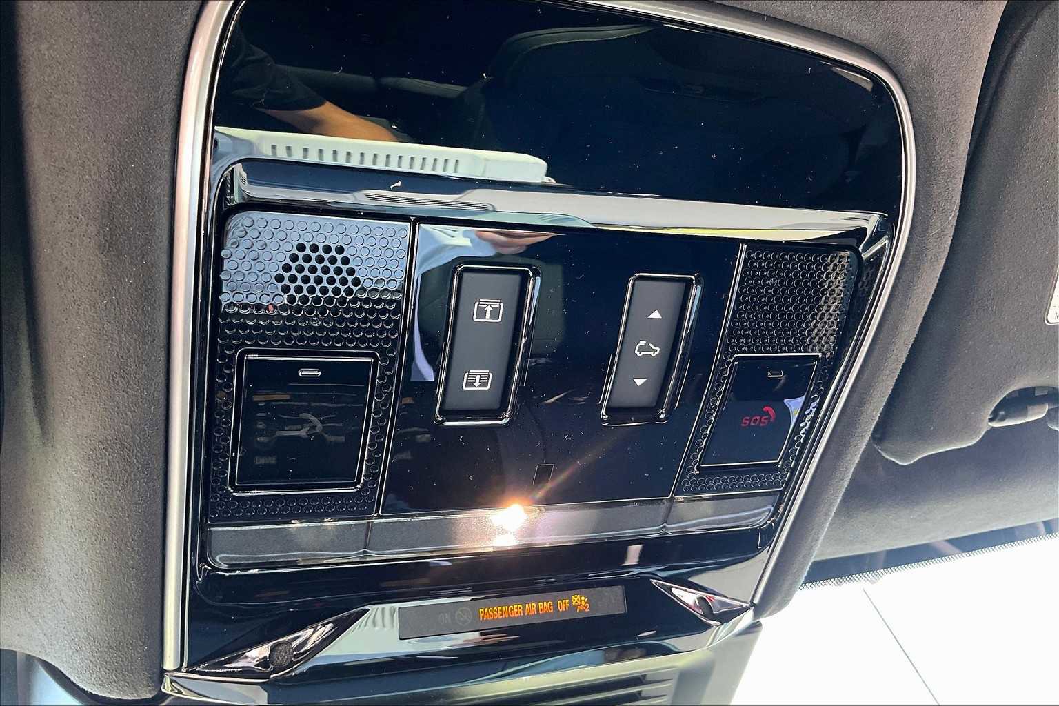 New 2025 Land Rover Range Rover Sport SV Edition Two image 23