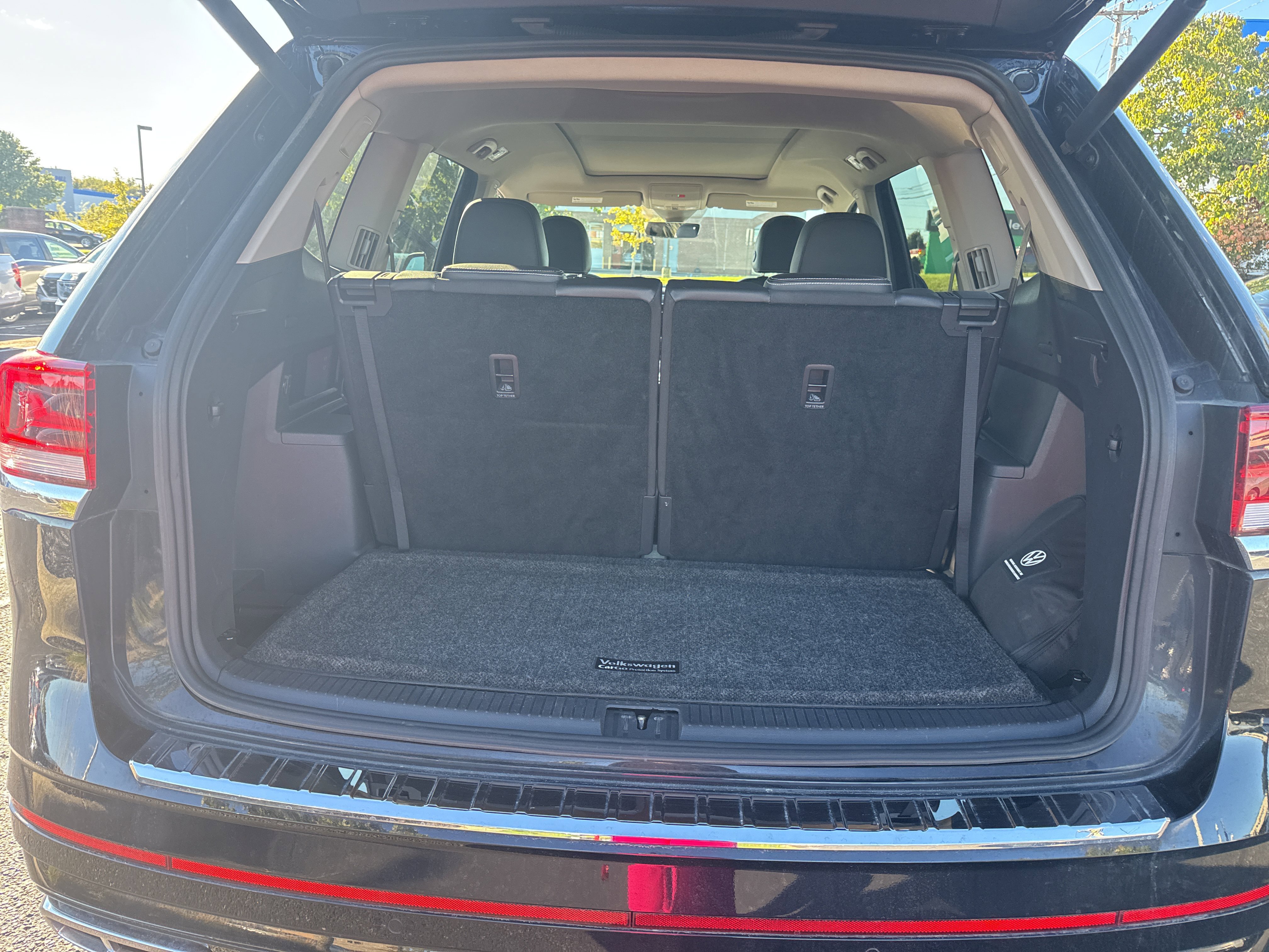 Used 2022 Volkswagen Atlas SEL Premium AWD/4WD image 13