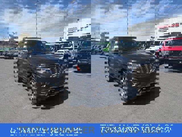 Used 2014 Jeep Grand Cherokee Overland w/ Advanced Technology Group image 2