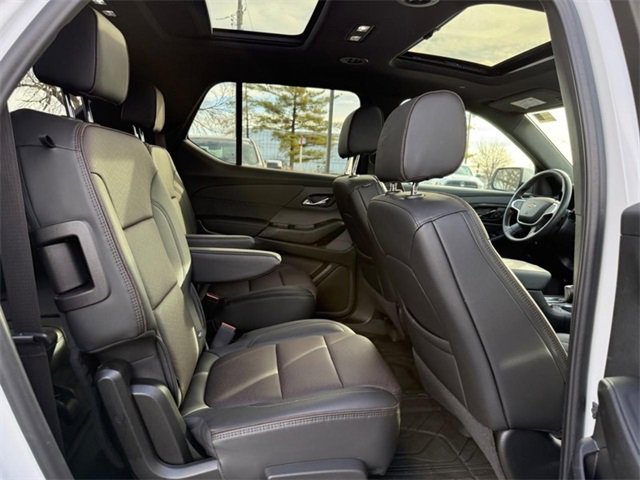 Used 2023 Chevrolet Traverse High Country w/ LPO, Floor Liner Package image 10