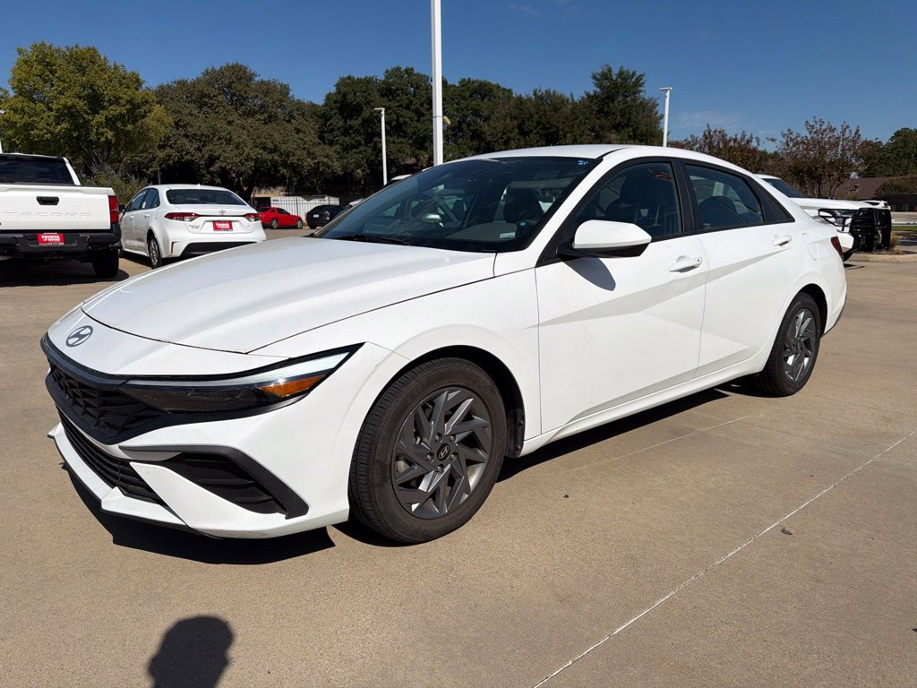 Used 2024 Hyundai Elantra SEL