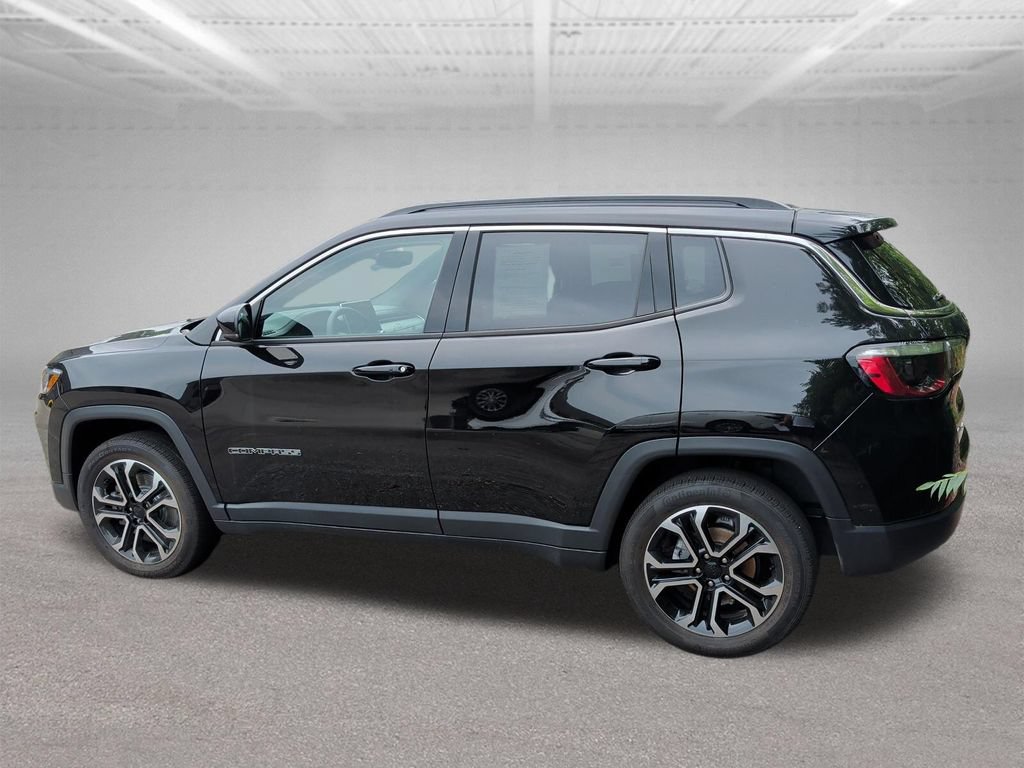 Used 2023 Jeep Compass Limited AWD/4WD image 13