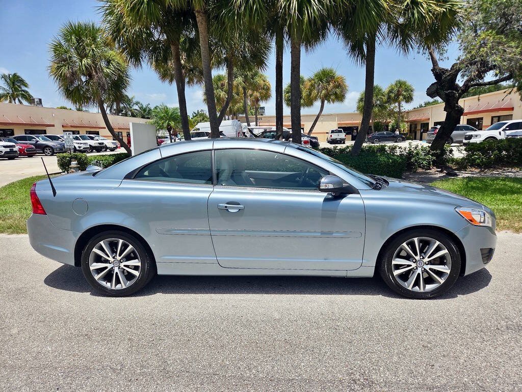 Used 2012 Volvo C70 T5 FWD image 7