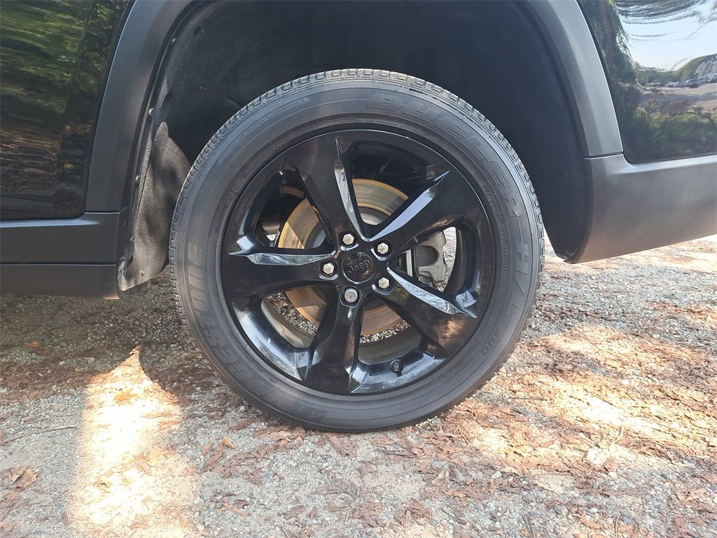 Used 2024 Jeep Grand Cherokee L Altitude image 35