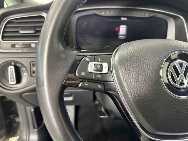 Used 2019 Volkswagen e-Golf SEL Premium image 15