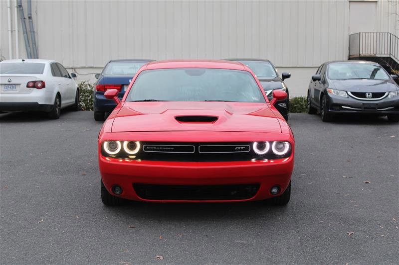 Used 2019 Dodge Challenger GT image 3