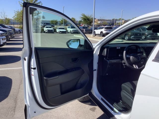 Certified 2026 Hyundai Kona SE AWD/4WD image 28