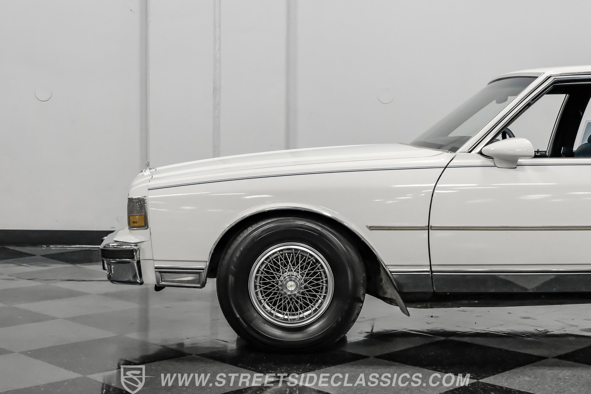 Used 1987 Chevrolet Caprice Classic Brougham RWD image 23