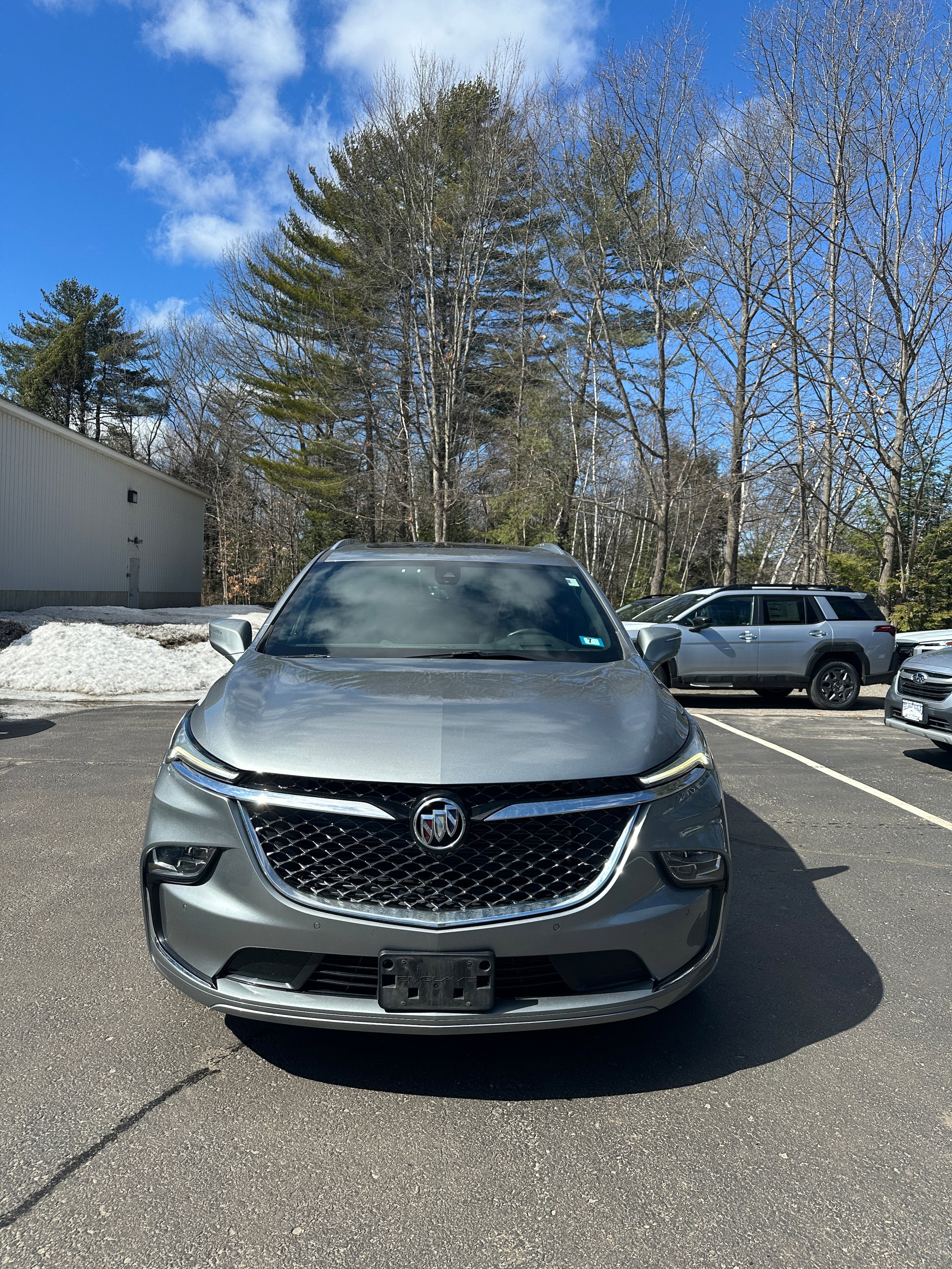 Used 2023 Buick Enclave Avenir w/ Avenir Technology Package image 2