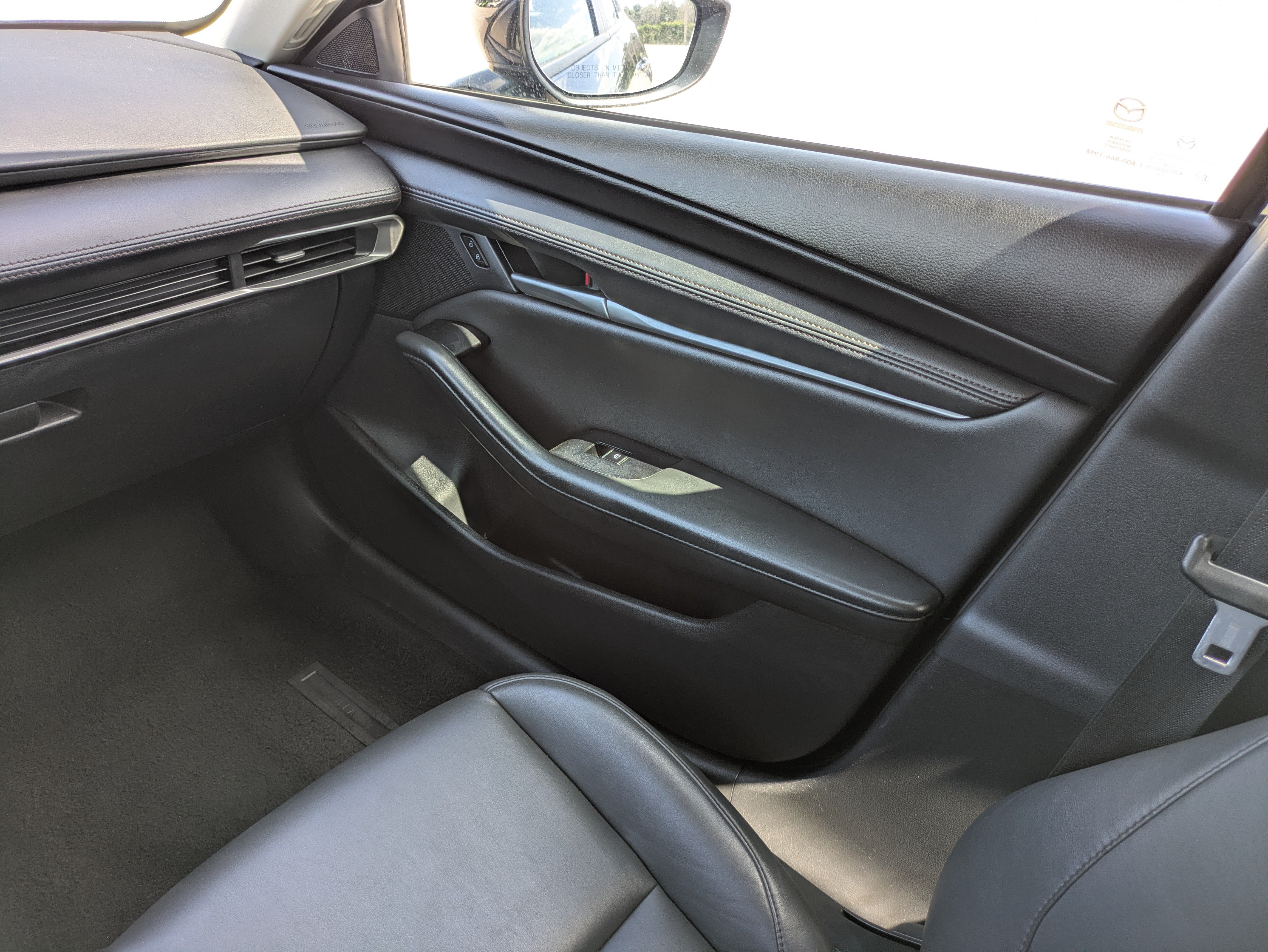 Used 2024 MAZDA MAZDA3 s FWD image 16