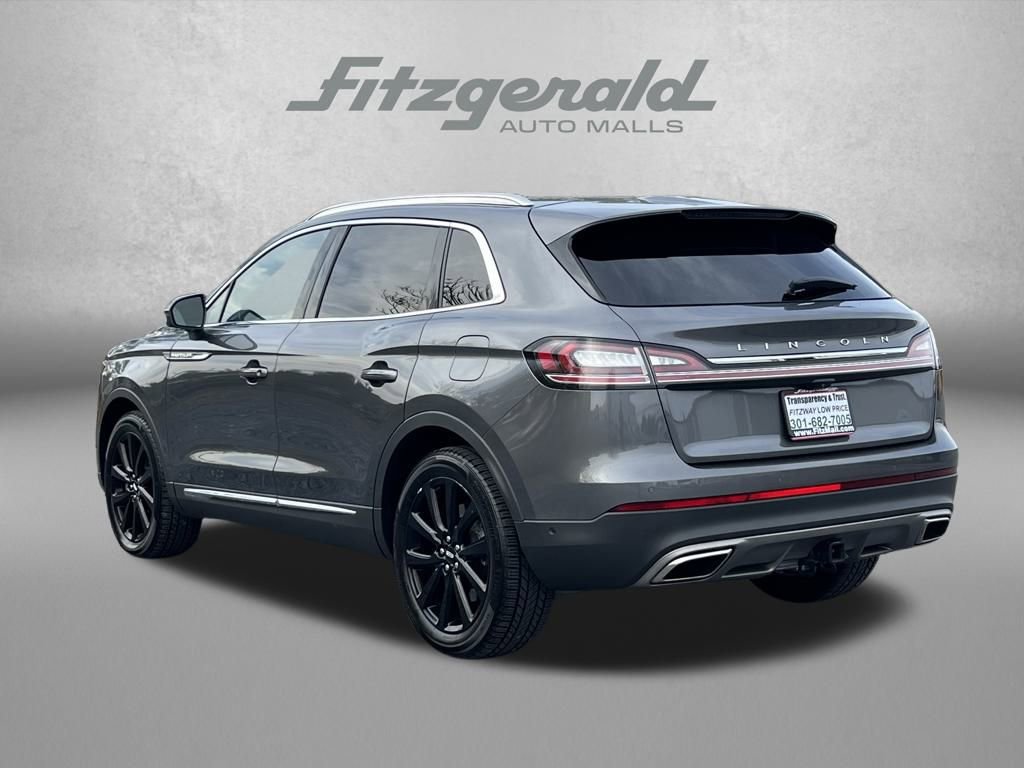 Used 2022 Lincoln Nautilus Reserve w/ Equipment Group 202A image 8