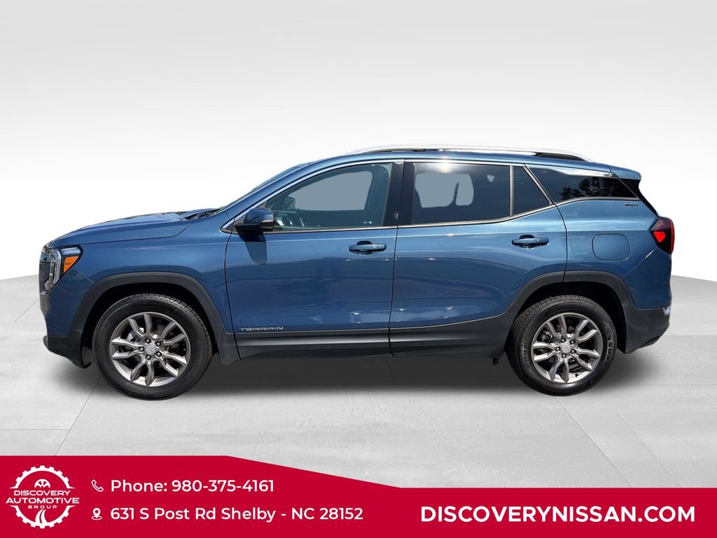 Used 2024 GMC Terrain SLT AWD/4WD image 7