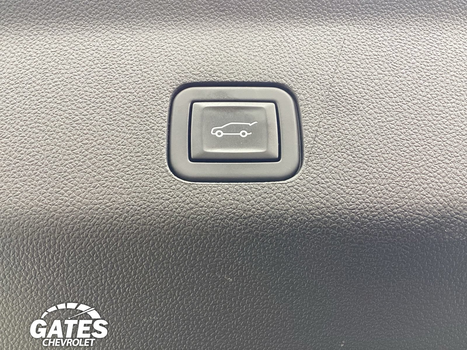 Used 2024 Chevrolet Tahoe Premier AWD/4WD image 11