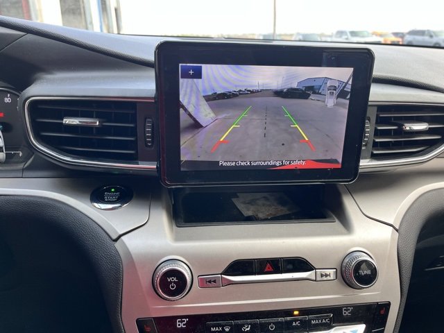 Used 2021 Ford Explorer XLT w/ Equipment Group 202A image 11
