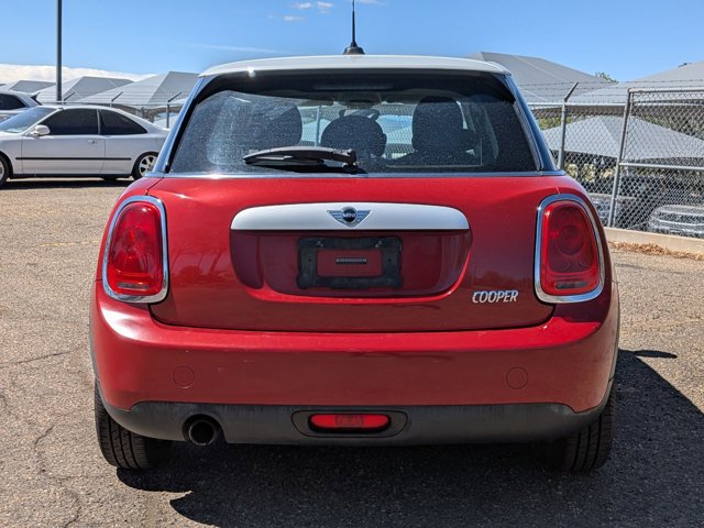 Used 2015 MINI Cooper 4-Door Hardtop image 3