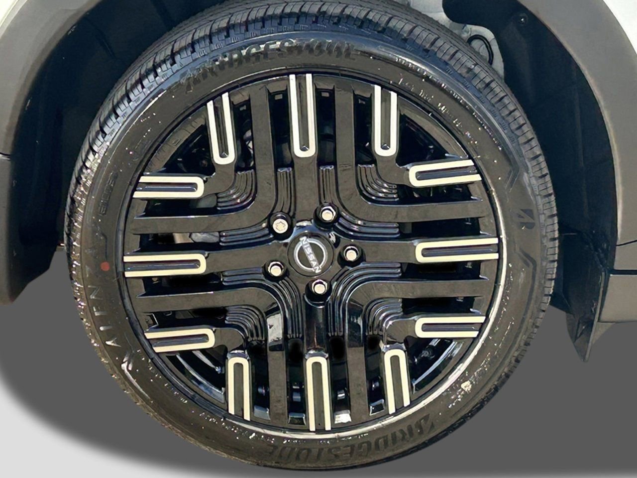 New 2026 Nissan Leaf Platinum+ w/ Cargo Package (Platinum+) image 7