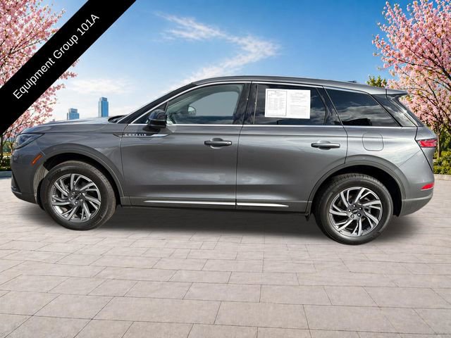 Used 2024 Lincoln Corsair AWD w/ Equipment Group 101A image 3