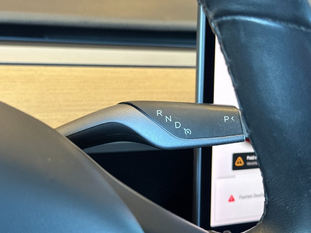 Used 2018 Tesla Model 3 Long Range RWD image 27