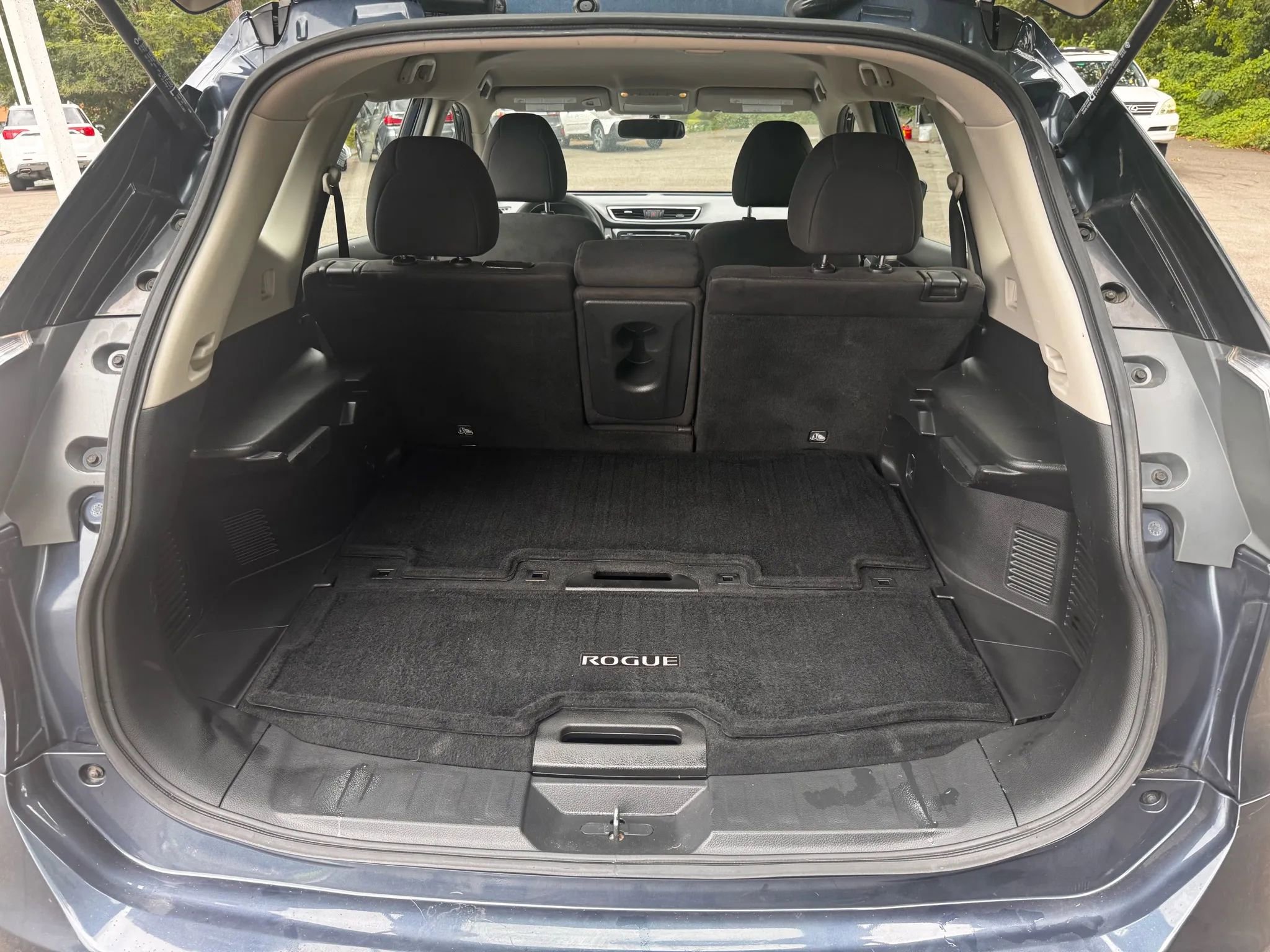 Used 2015 Nissan Rogue S image 20