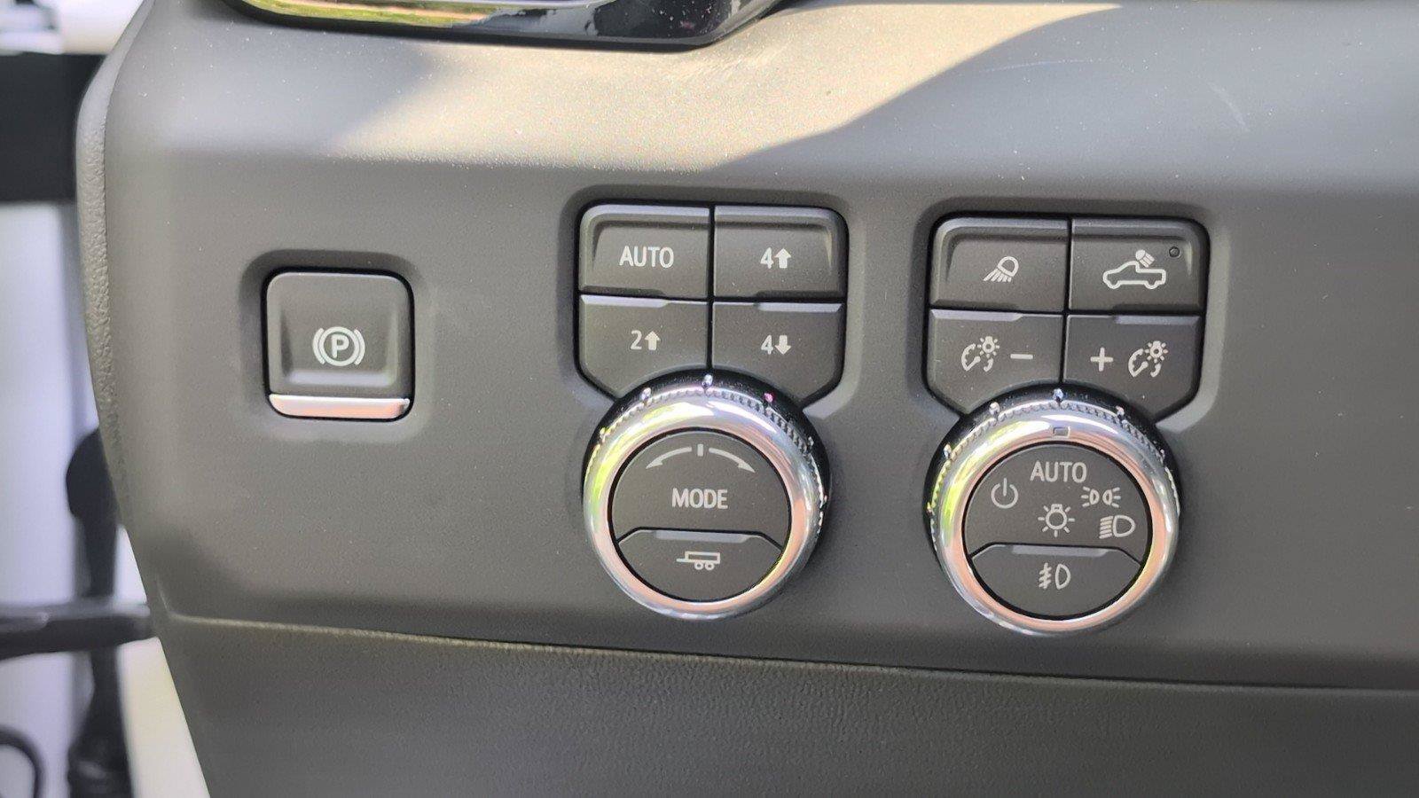 New 2026 GMC Sierra 2500 AT4 w/ AT4 Premium Plus Package AWD/4WD image 30