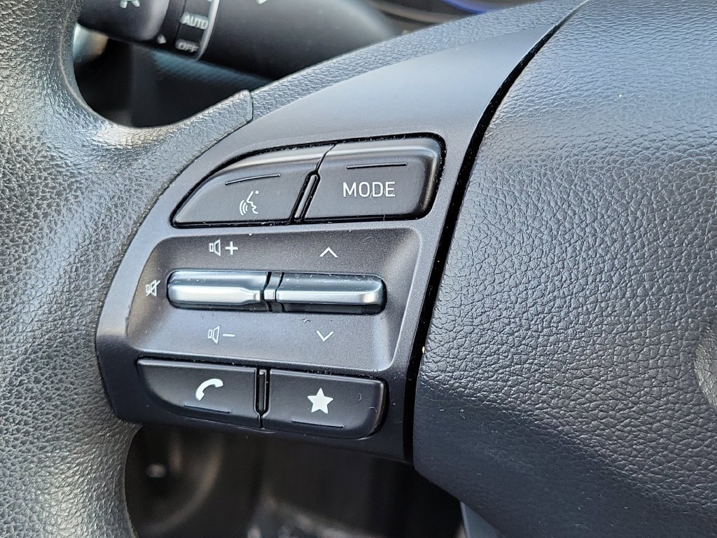 Used 2022 Hyundai Kona SE w/ Cargo Package FWD image 30