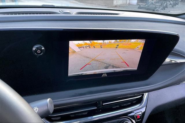 Used 2025 Buick Envista Sport Touring image 11