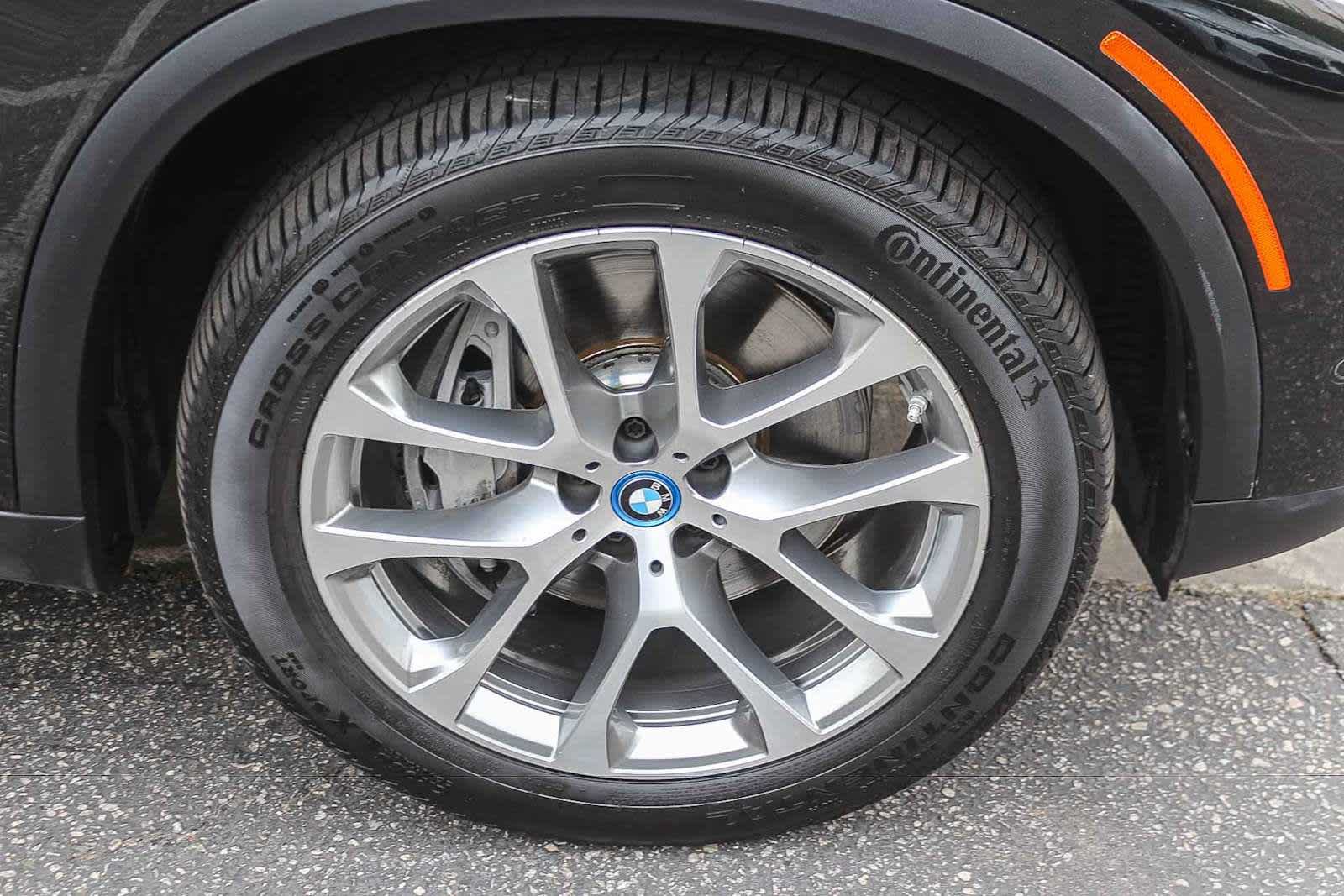 Used 2023 BMW X5 xDrive45e w/ Parking Assistance Package AWD/4WD image 9