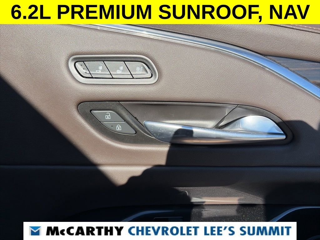 Used 2022 Cadillac Escalade ESV Premium Luxury image 30