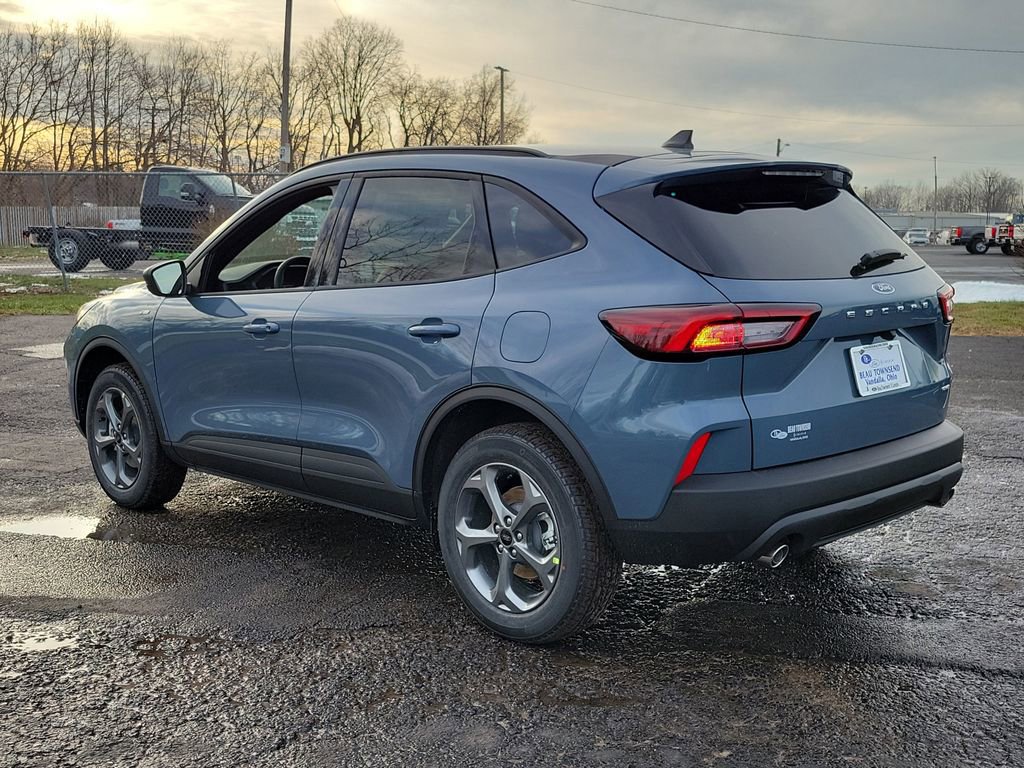 New 2026 Ford Escape ST-Line w/ Cold Weather Package image 6