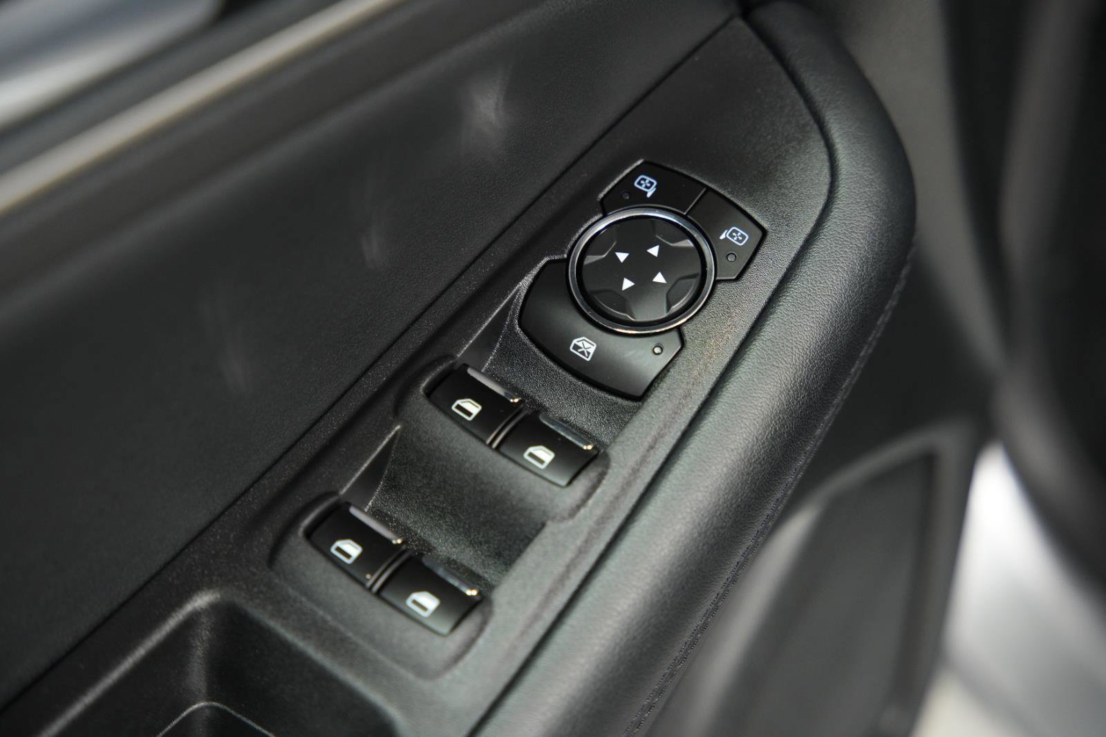 Used 2022 Ford Edge SEL w/ Convenience Package image 23