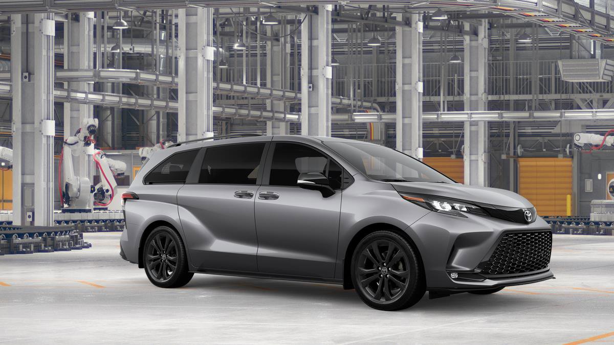 New 2026 Toyota Sienna XSE FWD image 16