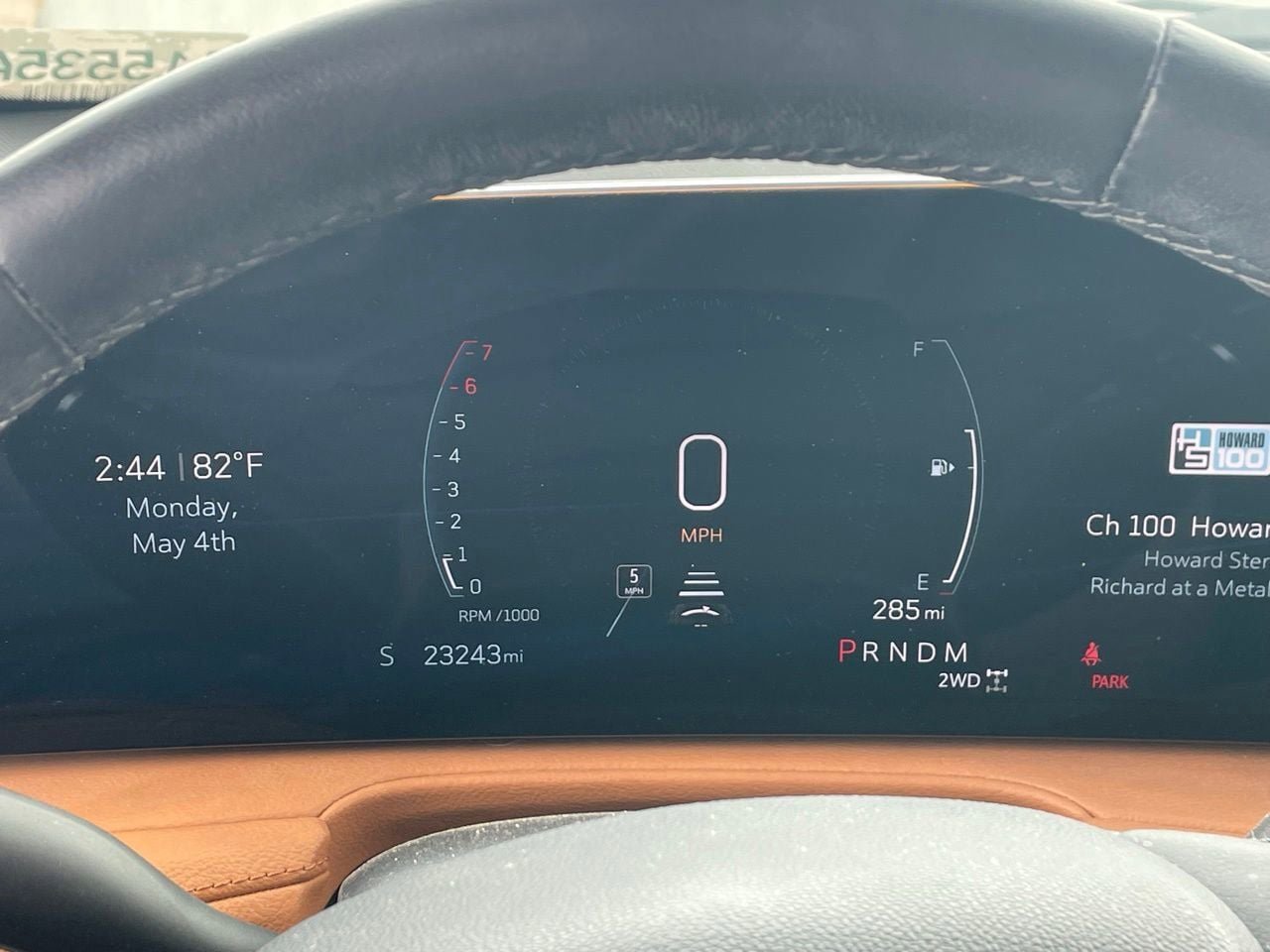 Used 2025 Cadillac XT4 Premium Luxury w/ Technology Package AWD/4WD image 13