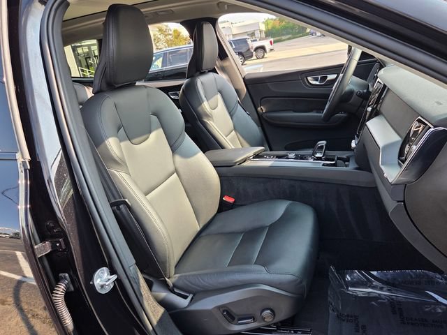 Certified 2024 Volvo XC60 T8 Core AWD/4WD image 20